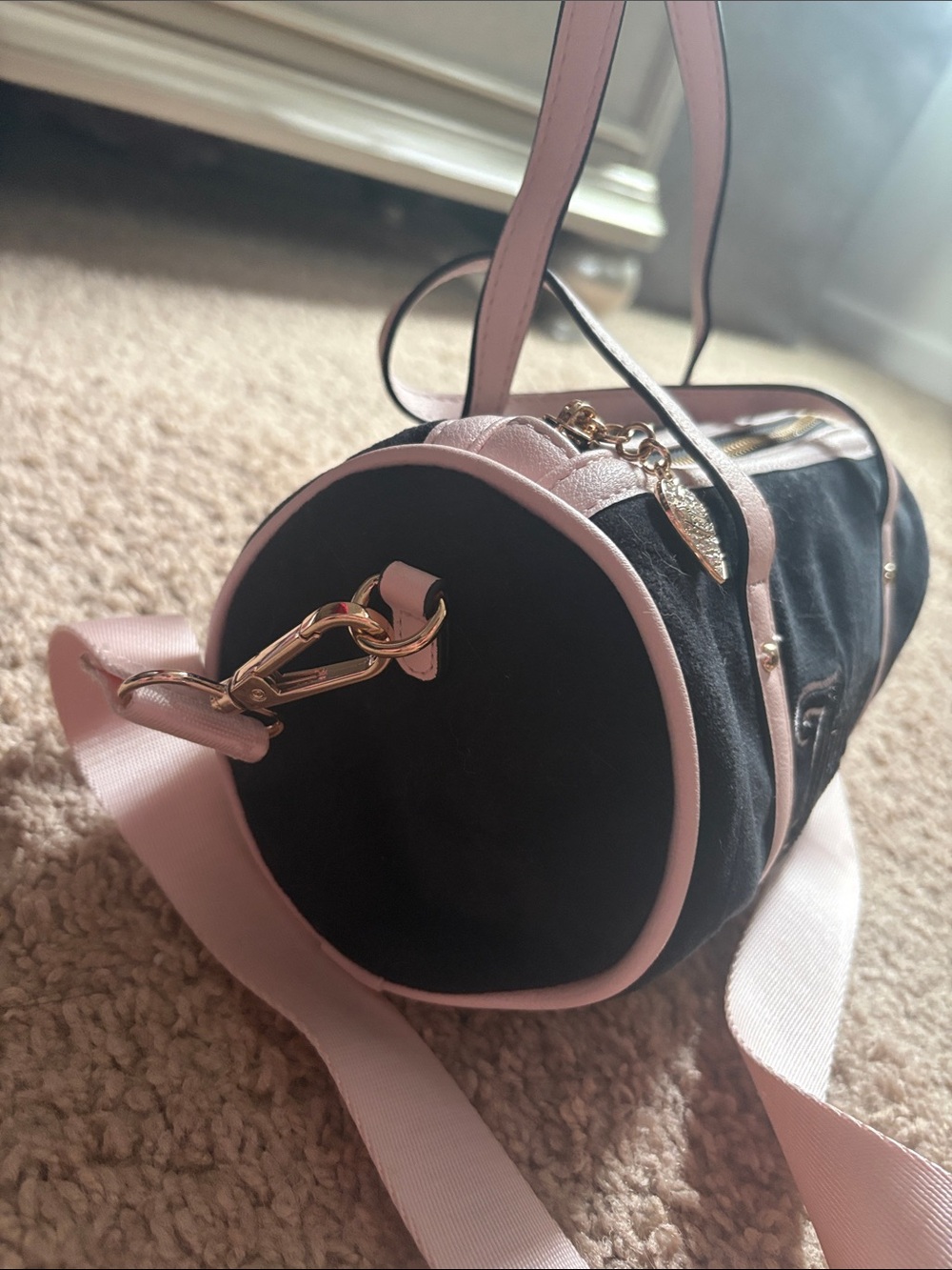 Juicy Couture Black Velvet Mini Barrel Bag with Pink Trim - Picture 2 of 5
